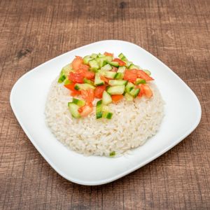 Pilav Üstü Çoban Salata