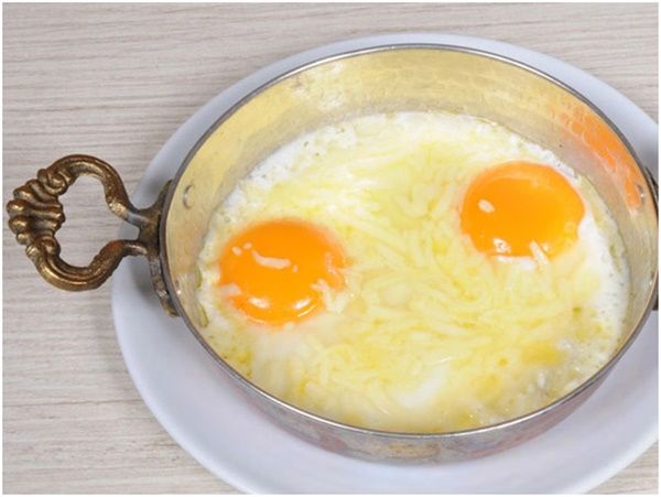 SAHANDA KAŞARLI YUMURTA