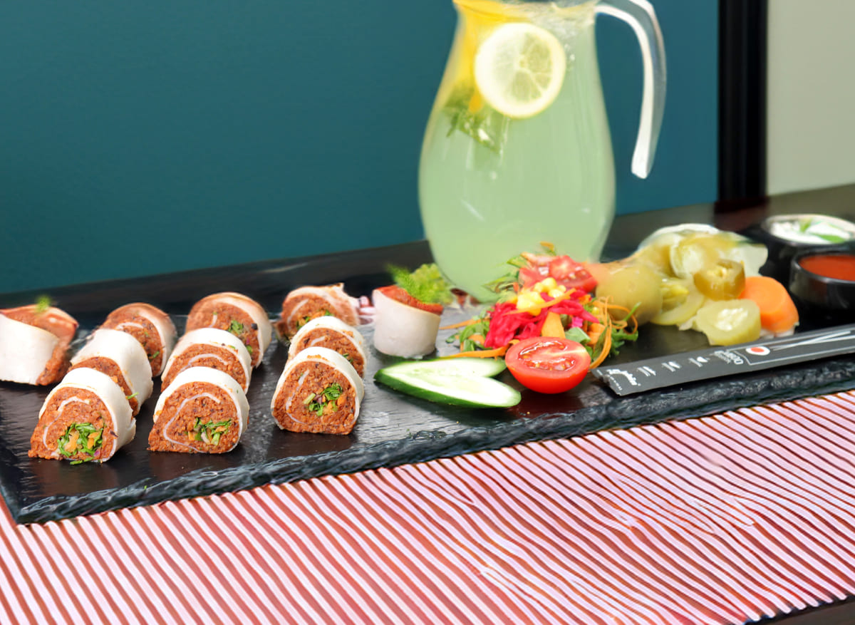 Hindi Fümeli Sushi Rolls