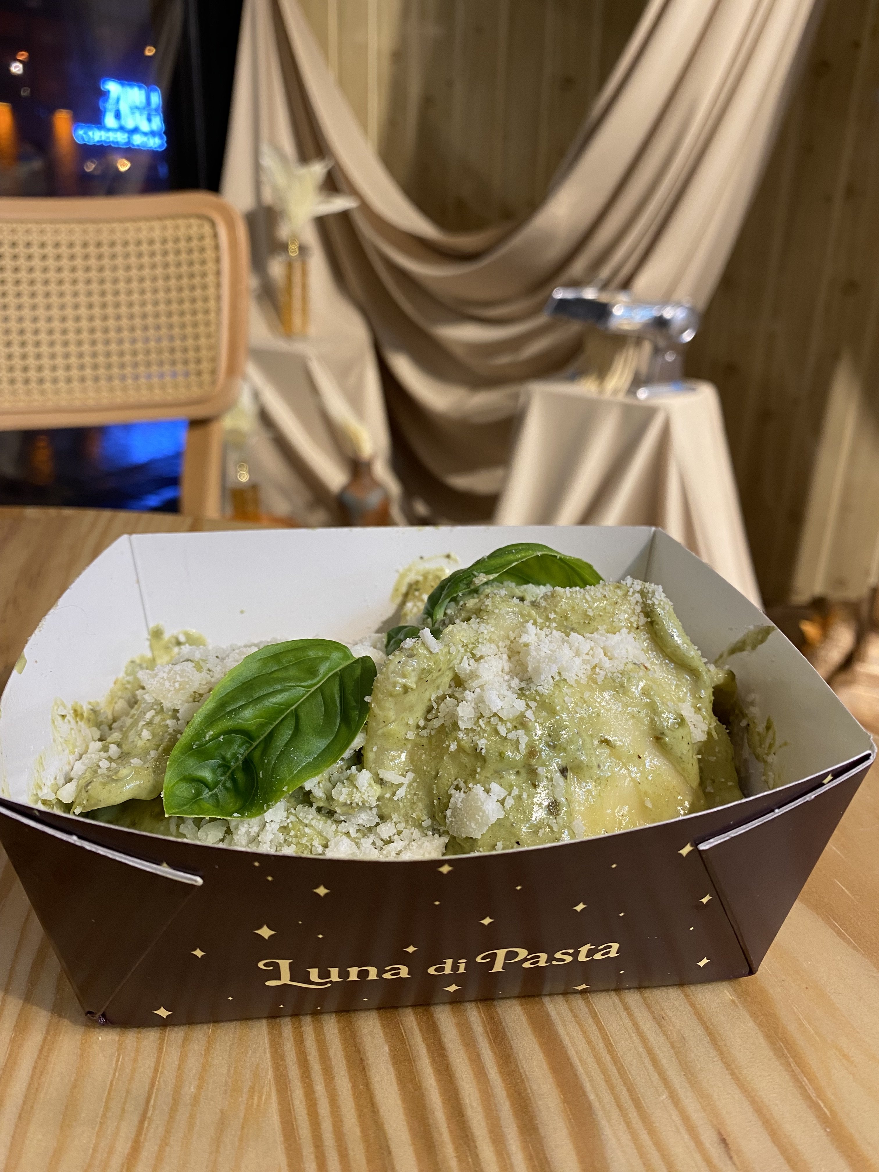 5 Peynirli & Pesto Soslu Ravioli