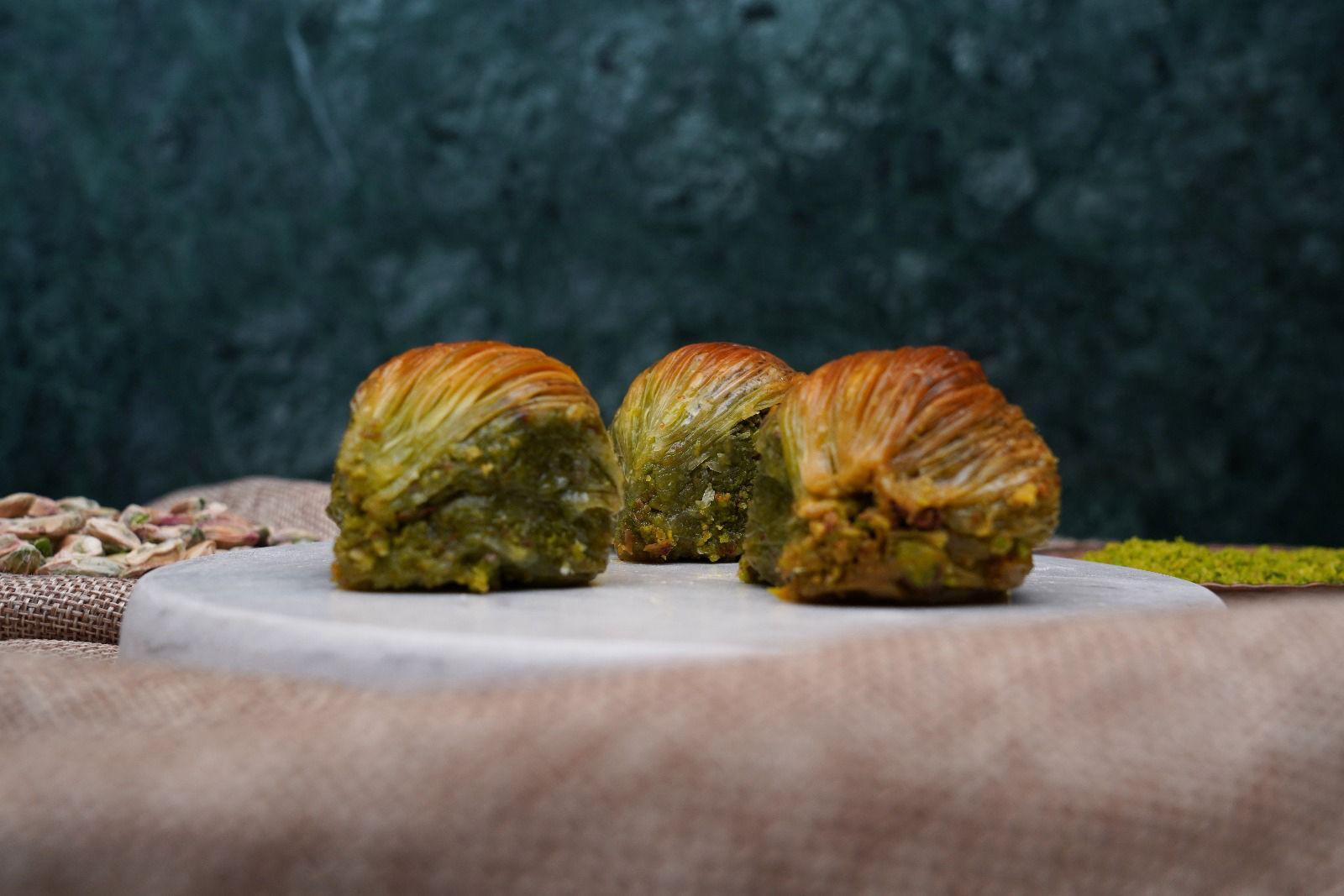 Midye Baklava