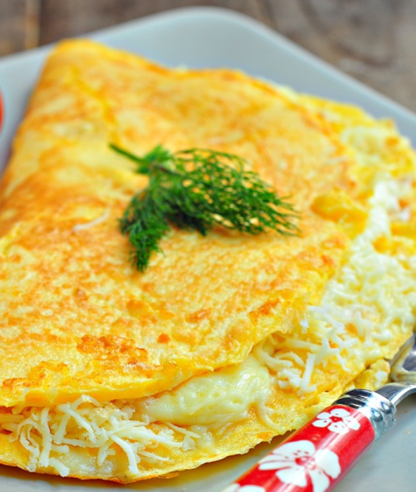 Omlet Üç peynirli