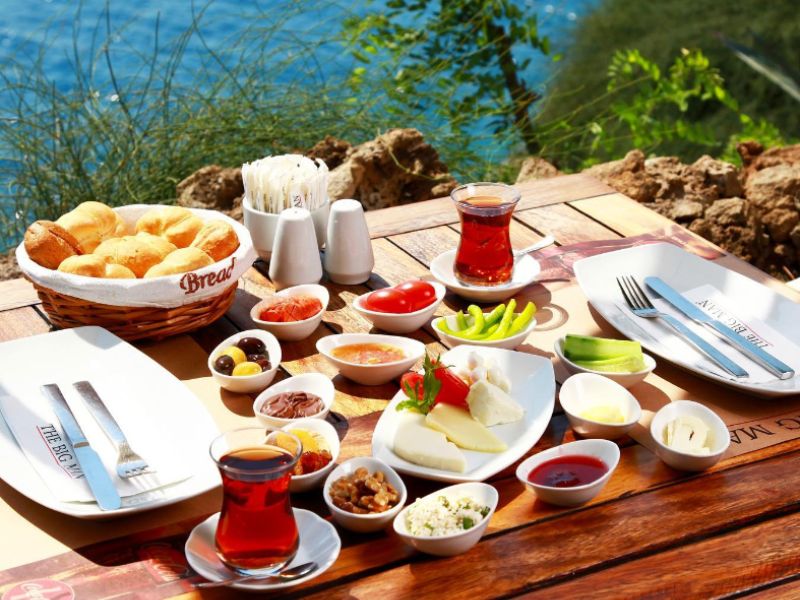 Serpme Kahvaltı